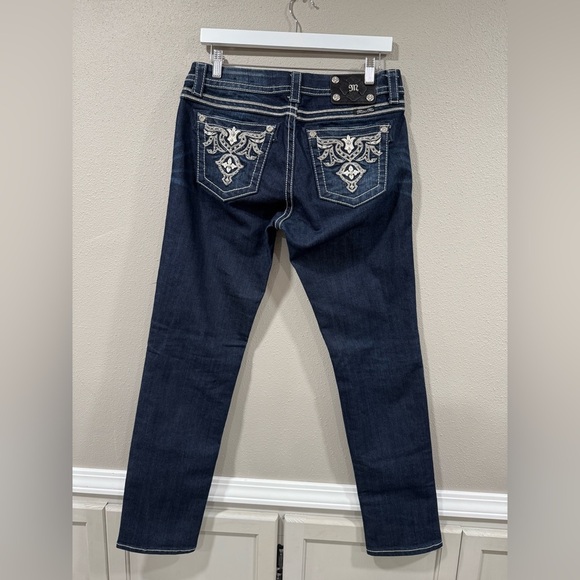 Miss Me Easy Skinny Size 28x31 - Picture 1 of 6